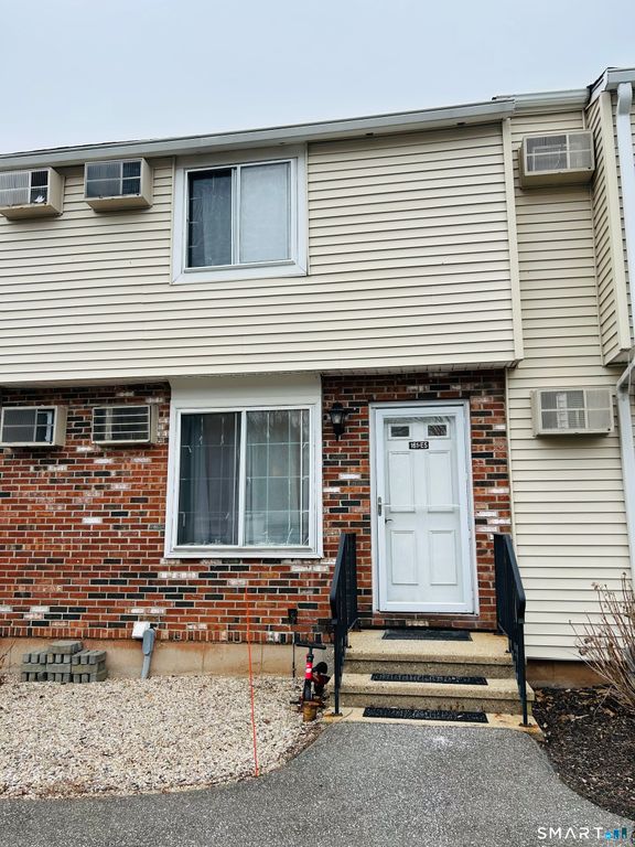 161 Cynthia Lane APT E5, Middletown, CT 06457