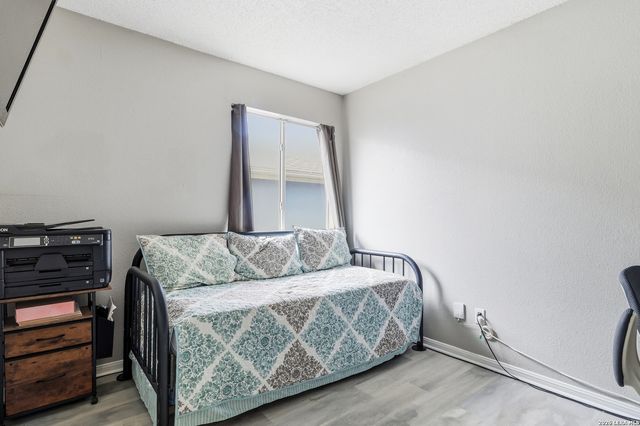 6315 Candlecrest Ct, San Antonio, TX 78244