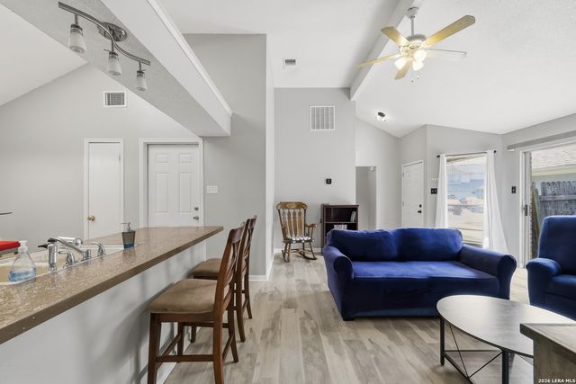 6315 Candlecrest Ct, San Antonio, TX 78244