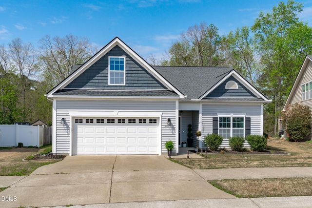 640 Lone Pine Loop, Fuquay Varina, NC 27526