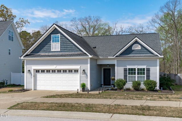 640 Lone Pine Loop, Fuquay Varina, NC 27526