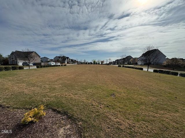 640 Lone Pine Loop, Fuquay Varina, NC 27526