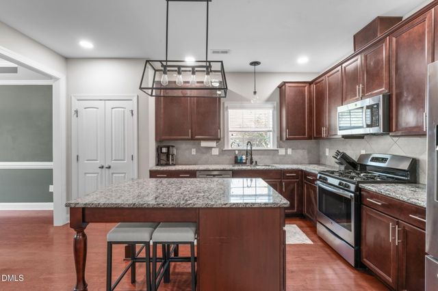 640 Lone Pine Loop, Fuquay Varina, NC 27526