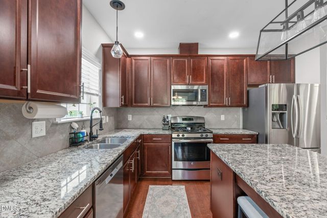 640 Lone Pine Loop, Fuquay Varina, NC 27526