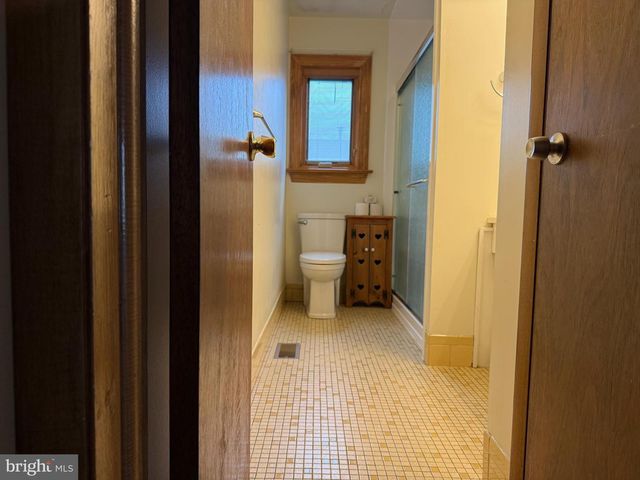 608 BETTY ROSE AVE, Gibbstown, NJ 08027