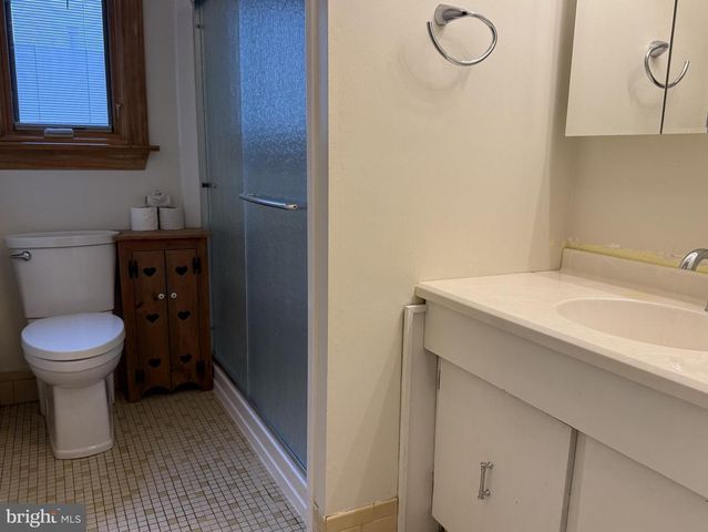 608 BETTY ROSE AVE, Gibbstown, NJ 08027