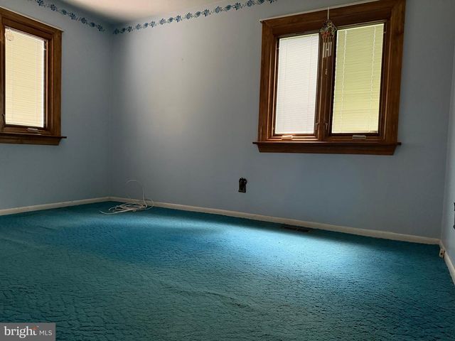 608 BETTY ROSE AVE, Gibbstown, NJ 08027