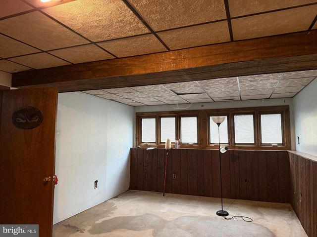 608 BETTY ROSE AVE, Gibbstown, NJ 08027