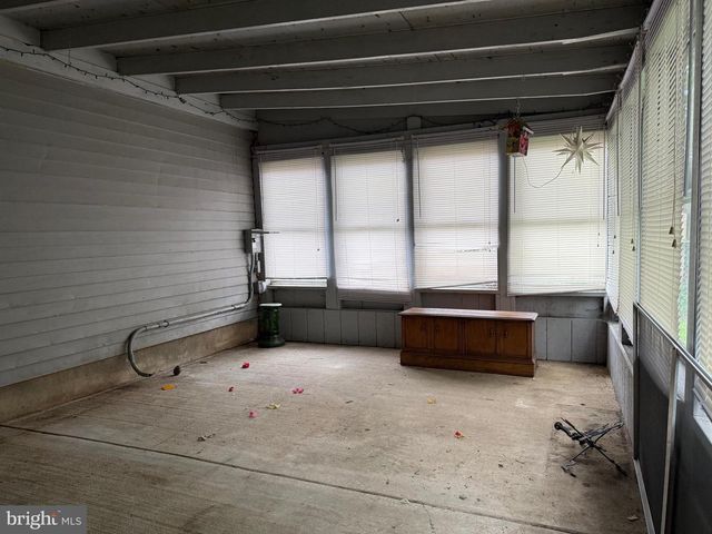 608 BETTY ROSE AVE, Gibbstown, NJ 08027