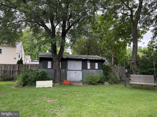 608 BETTY ROSE AVE, Gibbstown, NJ 08027