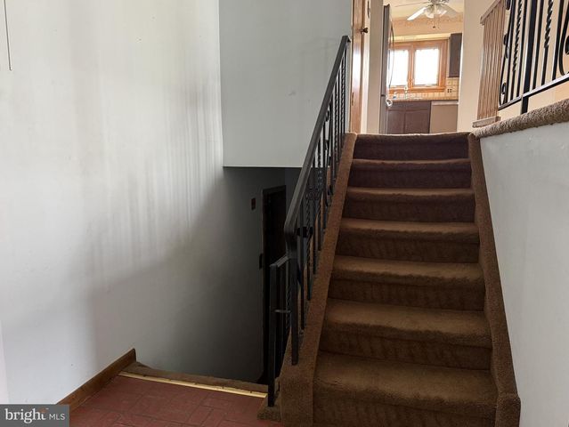 608 BETTY ROSE AVE, Gibbstown, NJ 08027