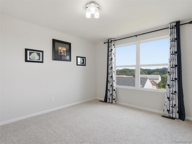 4853 Catalina Drive, Lake Orion, MI 48359