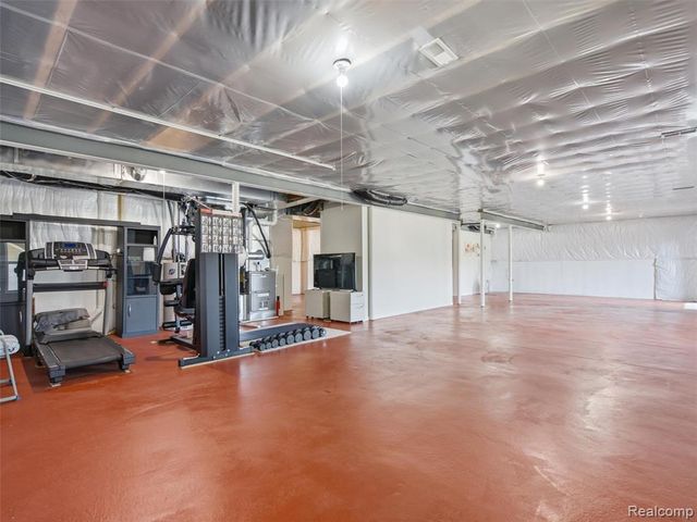 4853 Catalina Drive, Lake Orion, MI 48359