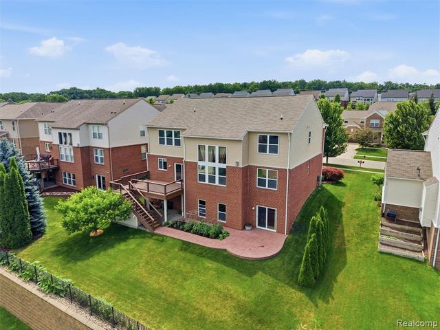 4853 Catalina Drive, Lake Orion, MI 48359