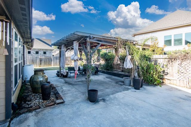 20810 Silver Lance Drive, Tomball, TX 77375