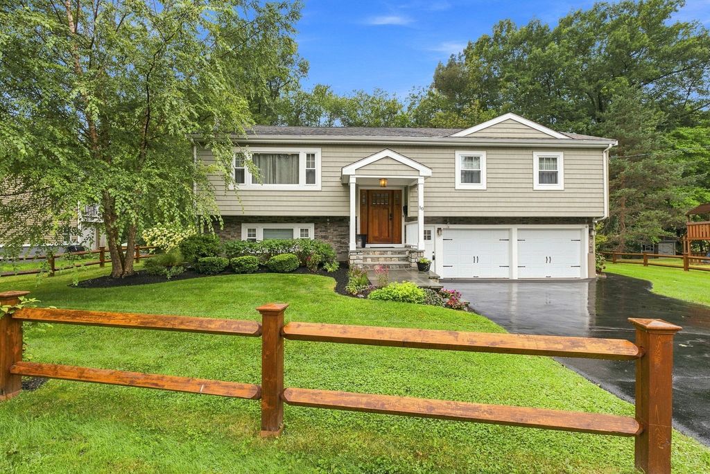 50 Audubon Rd, Reading, MA 01867