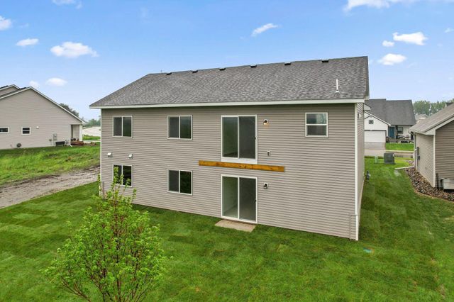 2701 213th Street W, Farmington, MN 55024