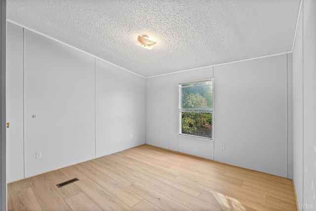 2213 Rabat Road, Nathalie, VA 24577