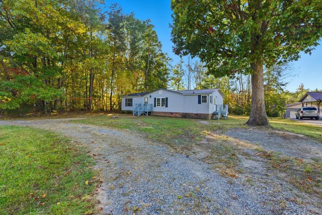 2213 Rabat Road, Nathalie, VA 24577