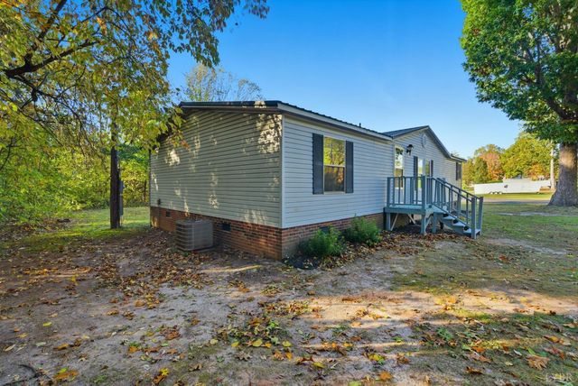 2213 Rabat Road, Nathalie, VA 24577