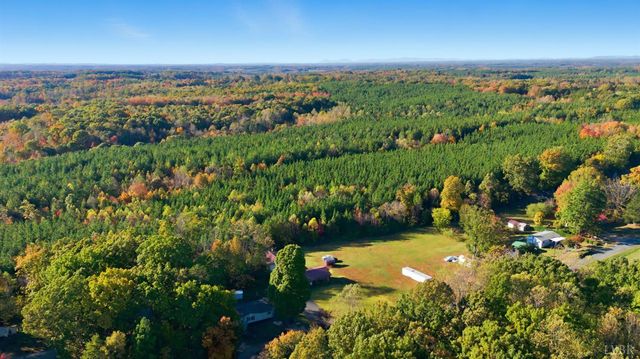 2213 Rabat Road, Nathalie, VA 24577