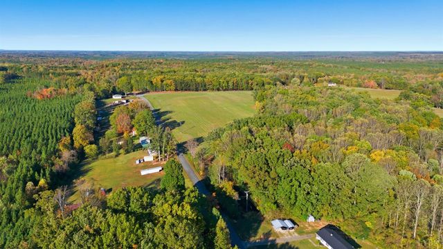 2213 Rabat Road, Nathalie, VA 24577