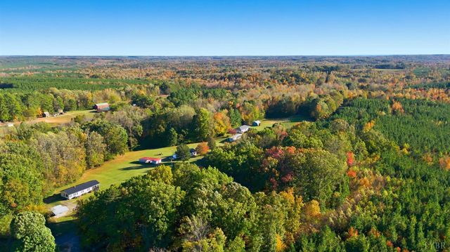 2213 Rabat Road, Nathalie, VA 24577