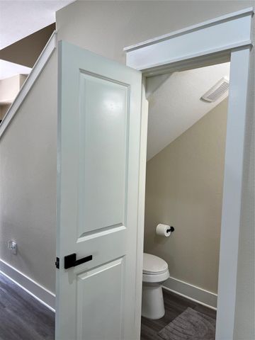 9441 Radio Road B, Houston, TX 77075