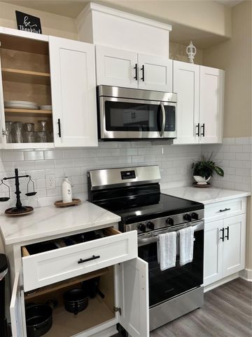 9441 Radio Road B, Houston, TX 77075