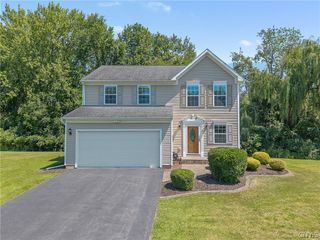 106 Victory Lane, Camillus, NY 13164