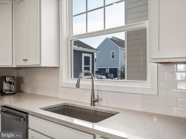 6052 COBBLESTONE CT, Marshall, VA 20115