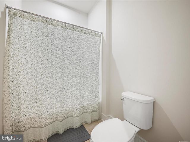 6052 COBBLESTONE CT, Marshall, VA 20115