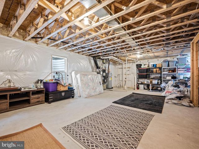 6052 COBBLESTONE CT, Marshall, VA 20115