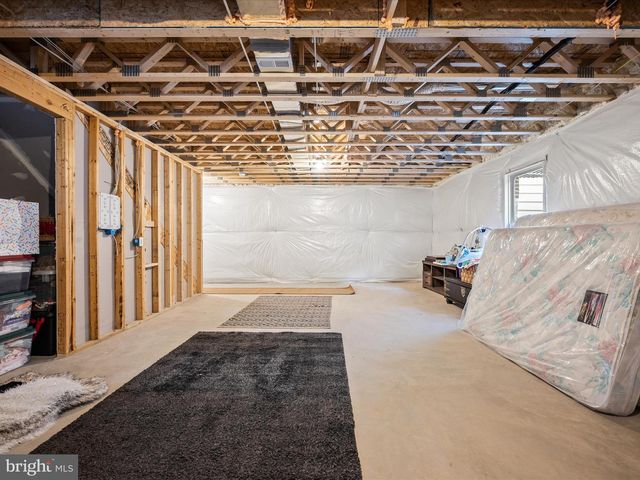 6052 COBBLESTONE CT, Marshall, VA 20115