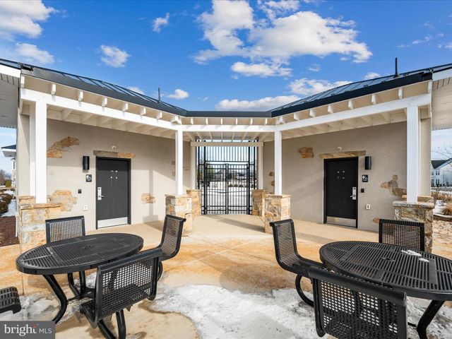 6052 COBBLESTONE CT, Marshall, VA 20115