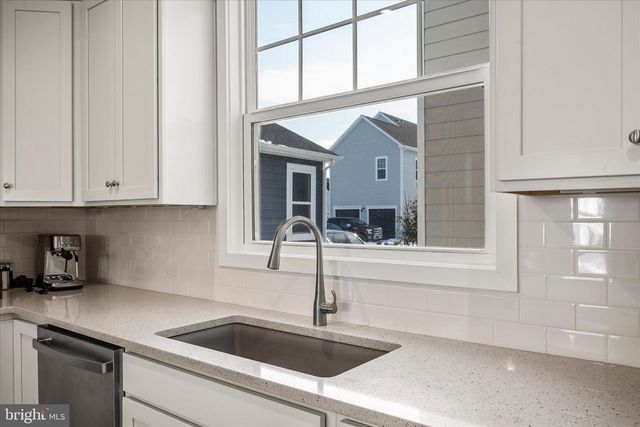 6052 COBBLESTONE CT, Marshall, VA 20115