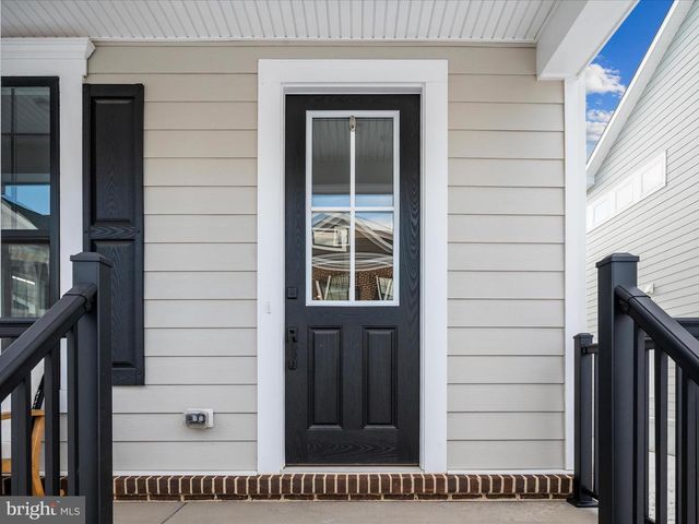 6052 COBBLESTONE CT, Marshall, VA 20115