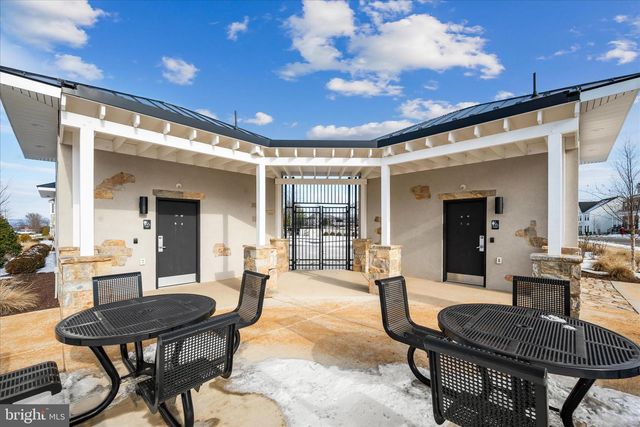 6052 COBBLESTONE CT, Marshall, VA 20115