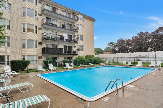 5506 Lincoln Avenue A521, Morton Grove, IL 60053