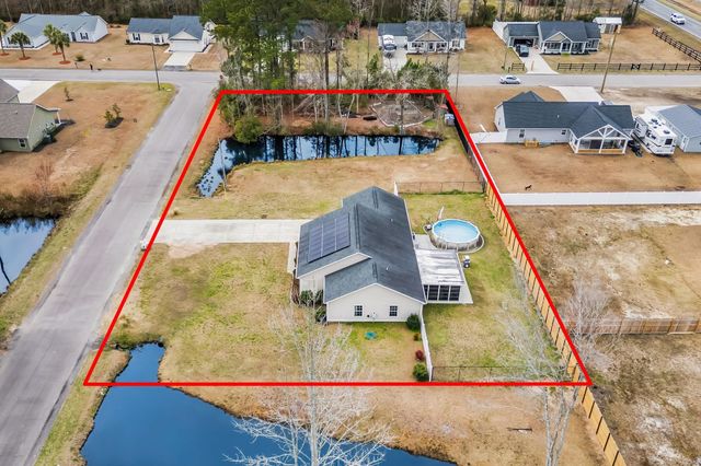 905 Futrell St., Loris, SC 29569