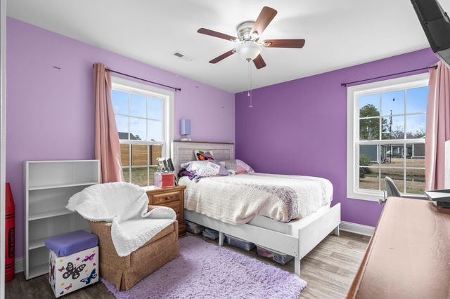 905 Futrell St., Loris, SC 29569