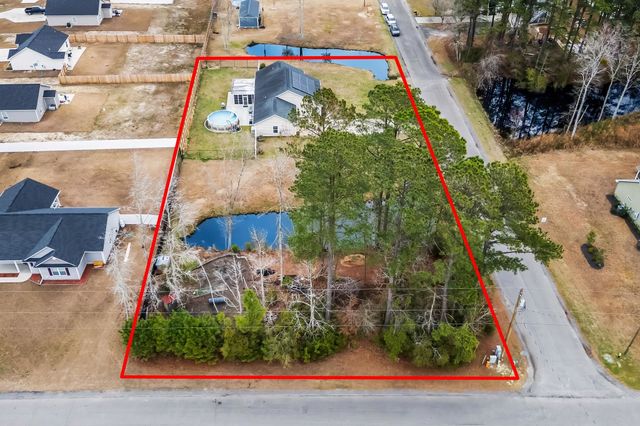 905 Futrell St., Loris, SC 29569