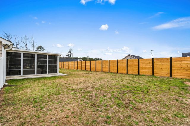 905 Futrell St., Loris, SC 29569