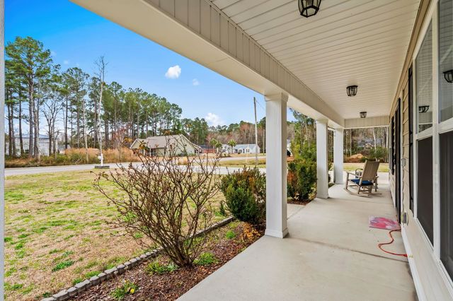 905 Futrell St., Loris, SC 29569