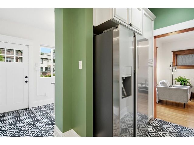 1660 Race St, Denver, CO 80206
