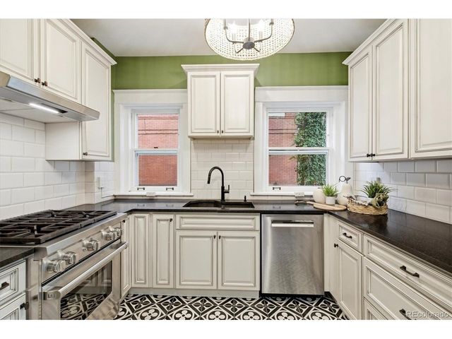 1660 Race St, Denver, CO 80206
