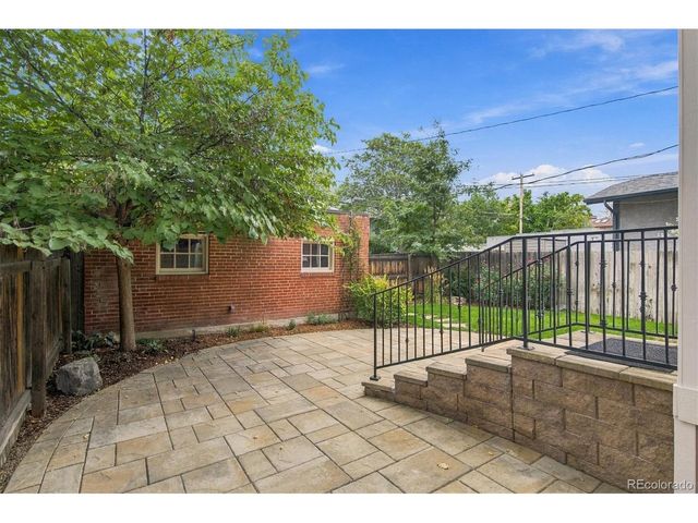 1660 Race St, Denver, CO 80206