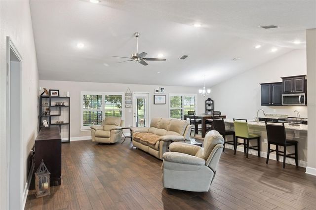 447 LAKE VISTA DRIVE, Auburndale, FL 33823
