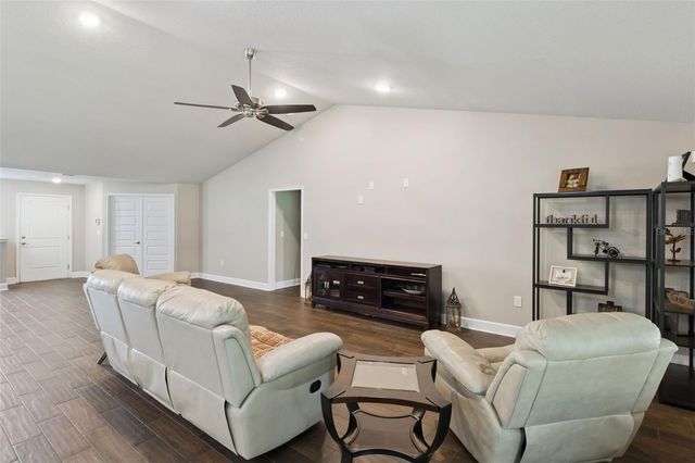 447 LAKE VISTA DRIVE, Auburndale, FL 33823