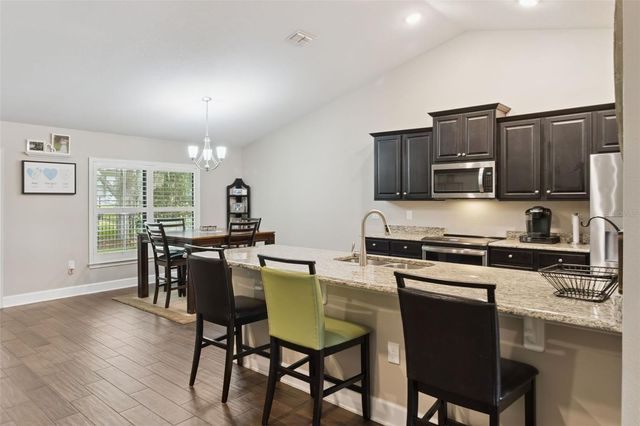447 LAKE VISTA DRIVE, Auburndale, FL 33823